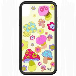 new WILDFLOWER groovy shroom mushroom iPhone XR case